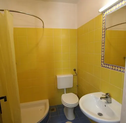 Rokov 公寓 扎达尔